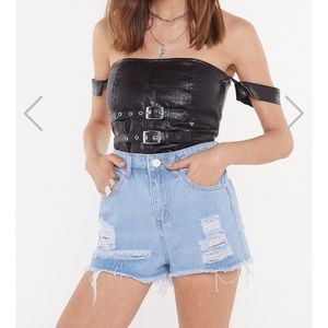 Light wash Nasty Gal shorts